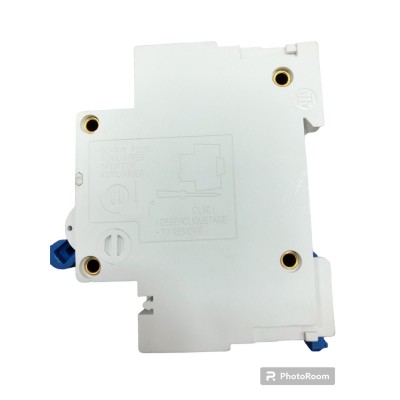 DISJUNTOR TRIPOLAR 100A 6KA DIN TAF