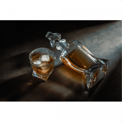Garrafa Para Whisky De Cristal Tortile 750ml - 20624 Wolff