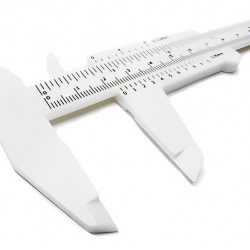 PAQUIMETRO PLASTICO 15CM FERTAK