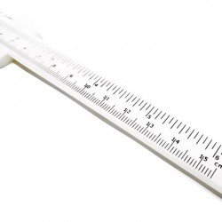 PAQUIMETRO PLASTICO 15CM FERTAK